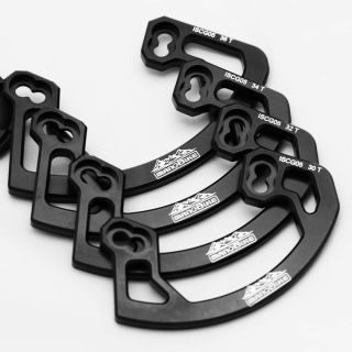 Na našem eshopu najdete letos prvni novinku. Duralové bashguardy pro ochranu převodníku. Check it!